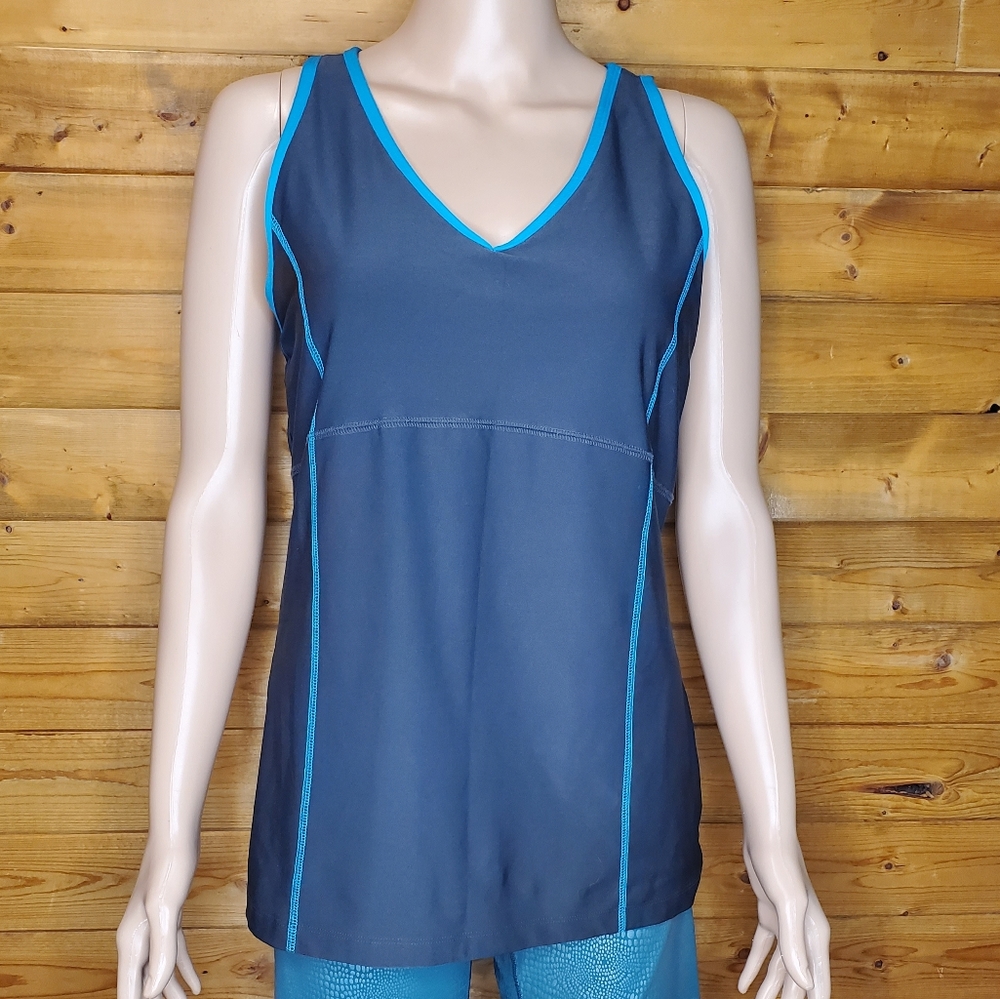 ❤️ 3/$15 Old Navy Racerback tank top athletic scoop neck dri fit sports size XL